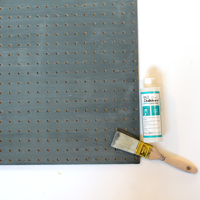 Use @decoart Chalkboard Coating to make this Chalkboard Pegboard Kitchen Organizer. Tutorial by @punkprojects