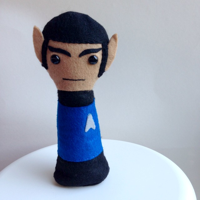 Spock Deskmate Standing